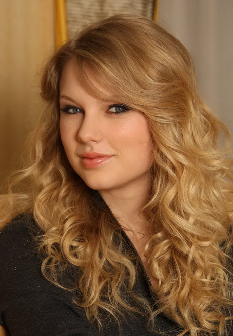 Long hairstyles with curls long-hairstyles-with-curls-98-4