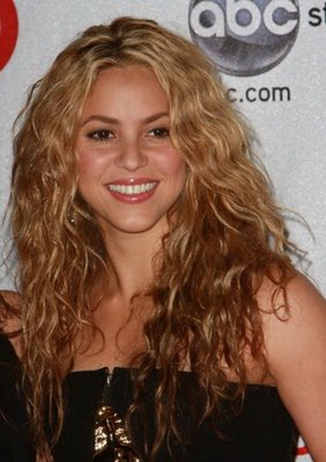 Long naturally curly hairstyles long-naturally-curly-hairstyles-76-8