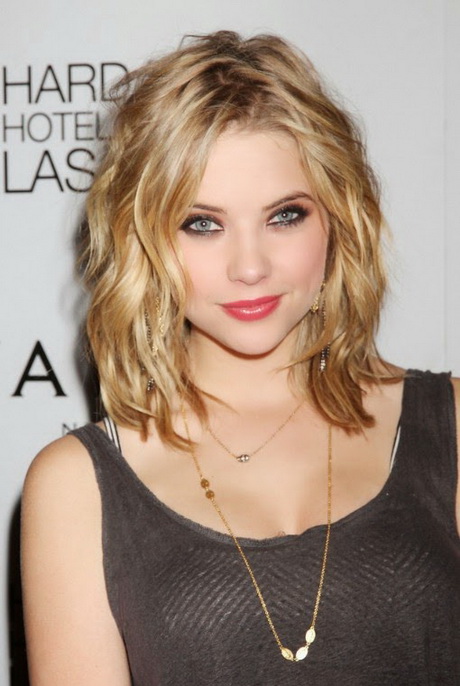 Medium hairstyles for heart shaped faces medium-hairstyles-for-heart-shaped-faces-64-2