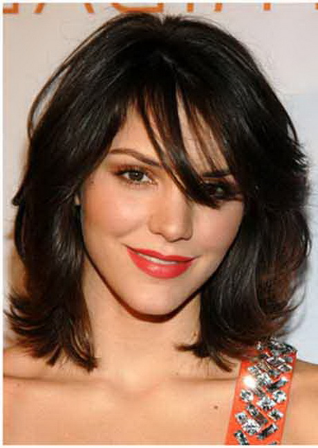 Medium length hairstyles for round faces medium-length-hairstyles-for-round-faces-37-12