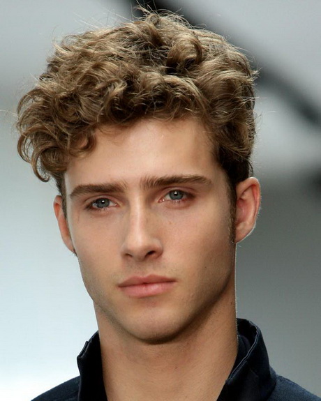 Mens short curly hairstyles