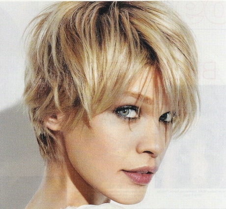 Messy short hairstyles for women