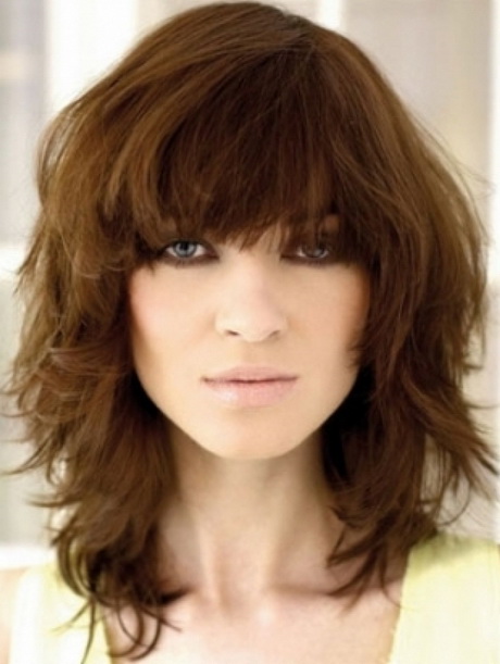 Pictures of medium hairstyles with bangs pictures-of-medium-hairstyles-with-bangs-20_13