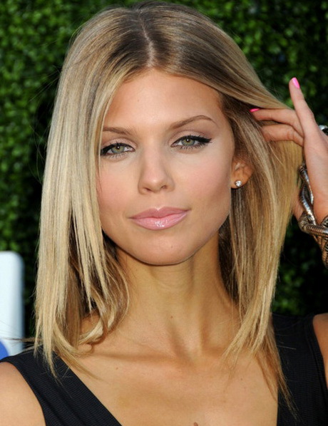 Pictures of medium length hairstyles for fine hair pictures-of-medium-length-hairstyles-for-fine-hair-01_9