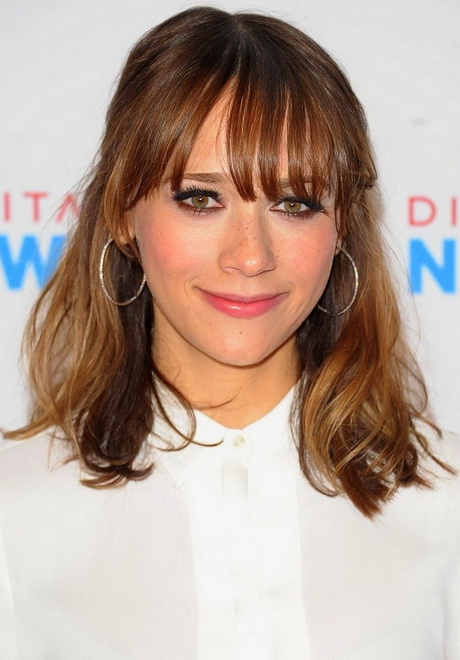 Pictures of medium length hairstyles with bangs pictures-of-medium-length-hairstyles-with-bangs-10_16