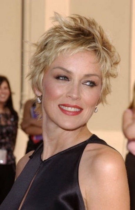 Pictures of short hairstyles for women over 40 pictures-of-short-hairstyles-for-women-over-40-11_13
