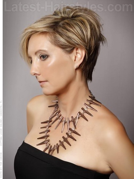 Pictures short haircuts women pictures-short-haircuts-women-78_15