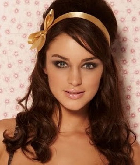 Pin up hairstyles for long hair pin-up-hairstyles-for-long-hair-95-15