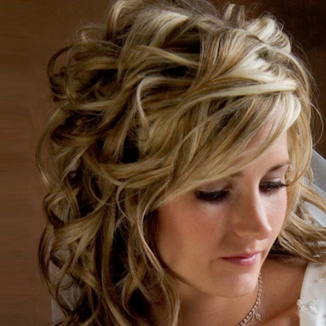 Prom hairstyles for long blonde hair prom-hairstyles-for-long-blonde-hair-73_8