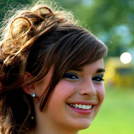 Prom hairstyles for round faces prom-hairstyles-for-round-faces-28-9