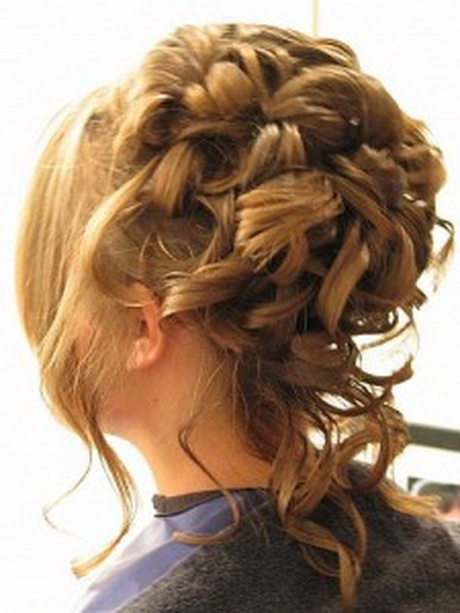 Prom hairstyles for thick curly hair prom-hairstyles-for-thick-curly-hair-29_3