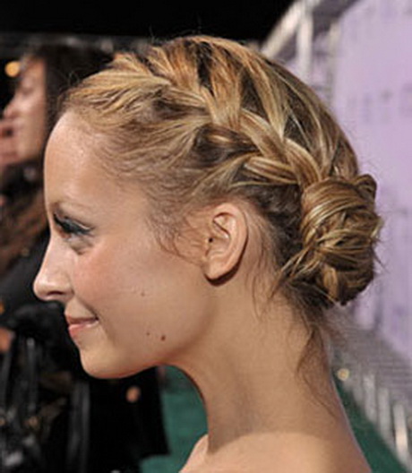 Prom hairstyles with braids prom-hairstyles-with-braids-76-13
