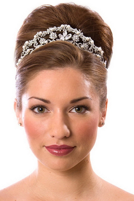 Prom hairstyles with tiaras prom-hairstyles-with-tiaras-49_8