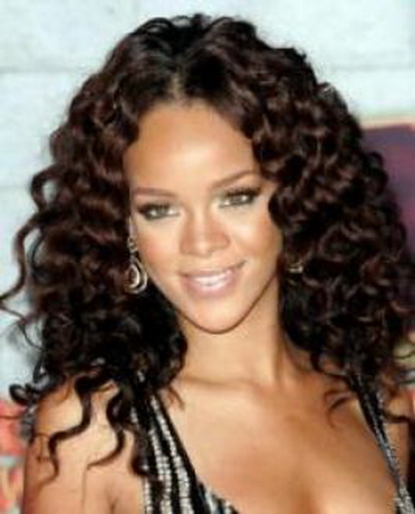 Rihanna curly hairstyles rihanna-curly-hairstyles-02-15