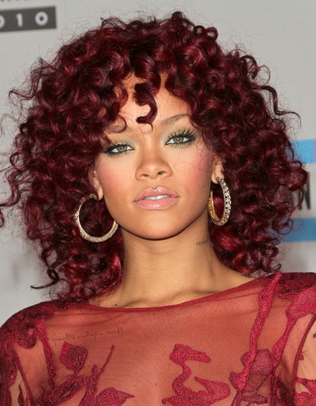Rihanna curly hairstyles rihanna-curly-hairstyles-02-2