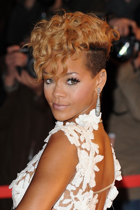 Rihanna haircuts pictures rihanna-haircuts-pictures-49-15