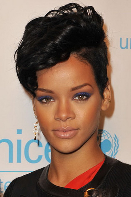 Rihanna haircuts pictures rihanna-haircuts-pictures-49-4