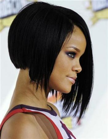 Rihanna hairstyle rihanna-hairstyle-04-5