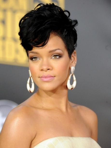 Rihanna short curly hairstyles rihanna-short-curly-hairstyles-46-2