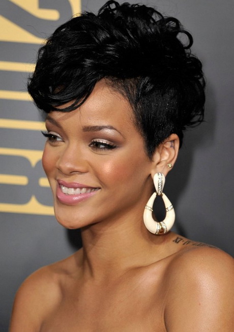 Rihanna short haircut rihanna-short-haircut-94-8