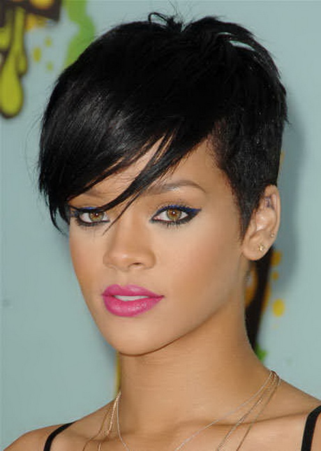 Rihanna short haircut