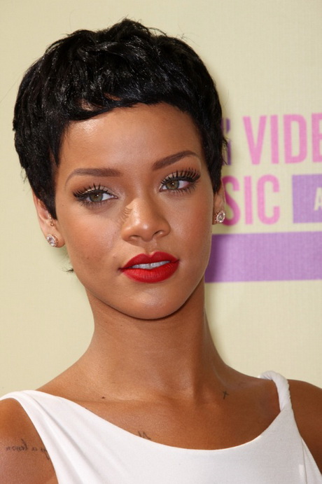 Rihanna short hairstyles 2015 rihanna-short-hairstyles-2015-41-19