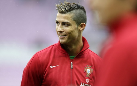 Ronaldo haircut ronaldo-haircut-96-14