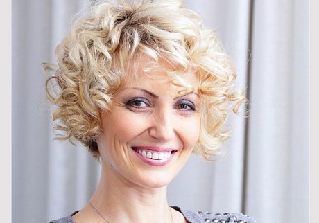Short blonde curly hairstyles short-blonde-curly-hairstyles-59-18