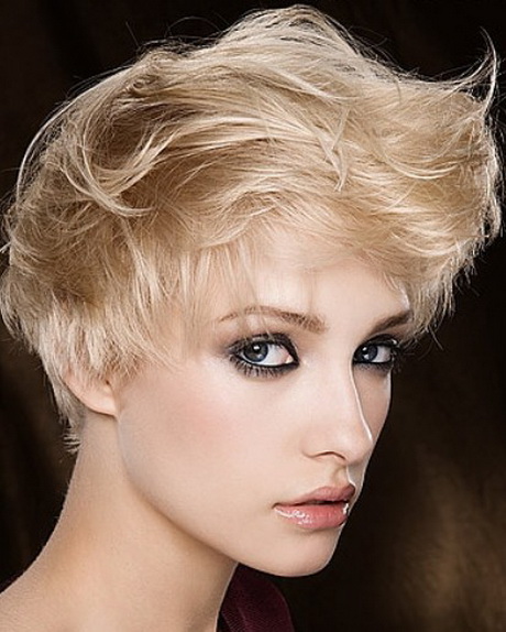 Short blonde hairstyle short-blonde-hairstyle-15-9