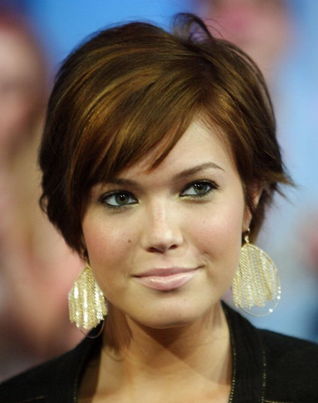 Short brown hairstyles for women short-brown-hairstyles-for-women-70_3