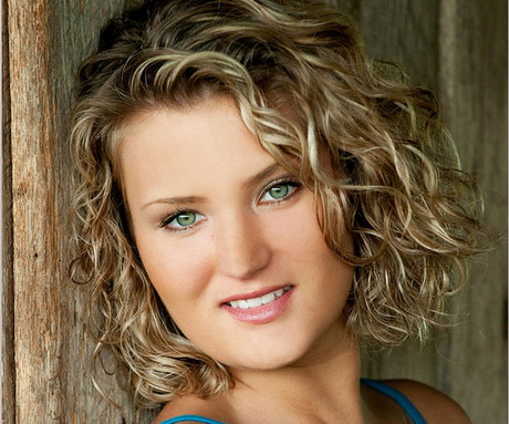 Short curly blonde hairstyles short-curly-blonde-hairstyles-56-16