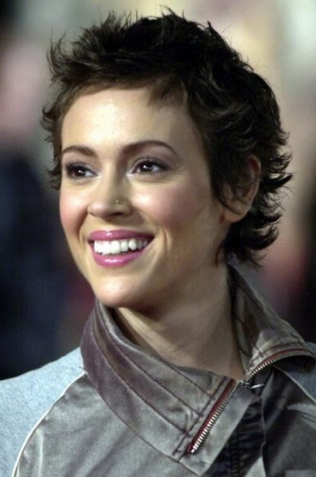 Short curly haircuts for women short-curly-haircuts-for-women-04-8