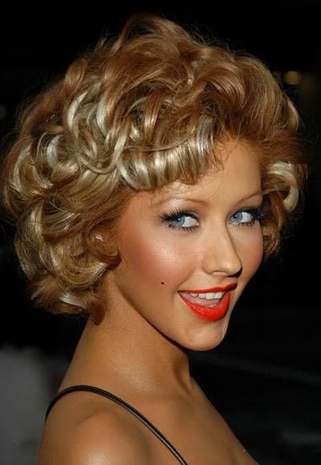 Short curly hairstyle for women short-curly-hairstyle-for-women-94_10