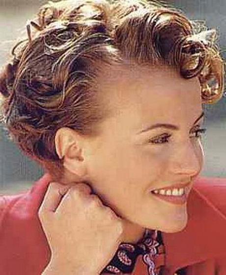 Short curly hairstyles for mature women short-curly-hairstyles-for-mature-women-78_3