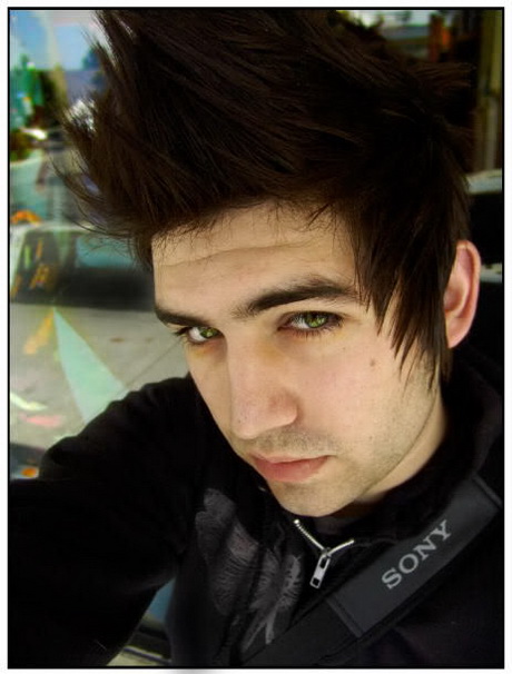 Short emo hairstyles for guys short-emo-hairstyles-for-guys-90-11