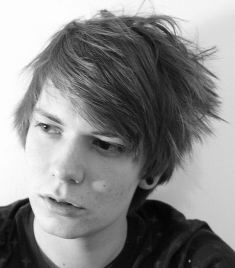 Short emo hairstyles for guys short-emo-hairstyles-for-guys-90-18