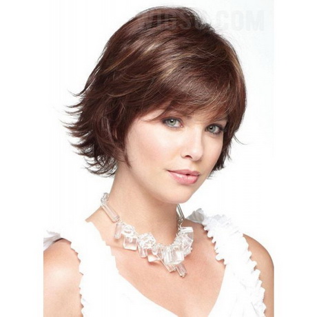 Short feathered hairstyles for women short-feathered-hairstyles-for-women-22_4