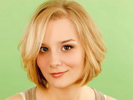 Short haircuts for a round face short-haircuts-for-a-round-face-95-12