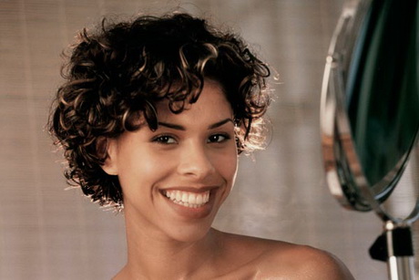 Short haircuts for black women over 40 short-haircuts-for-black-women-over-40-44_12