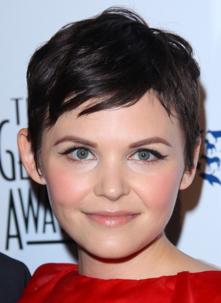 Short haircuts for round faces short-haircuts-for-round-faces-59-18