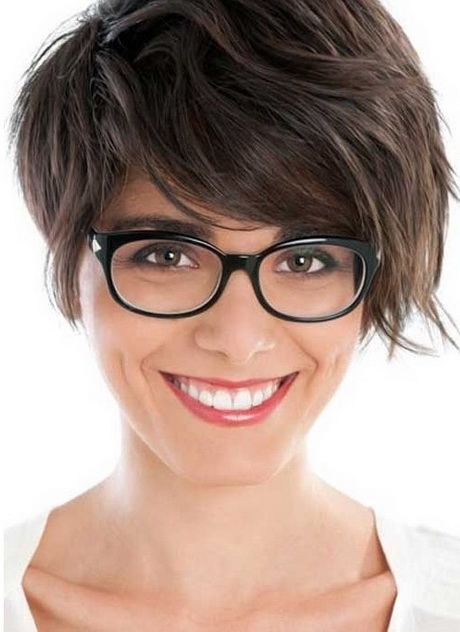 Short haircuts for thick hair pictures short-haircuts-for-thick-hair-pictures-44-8