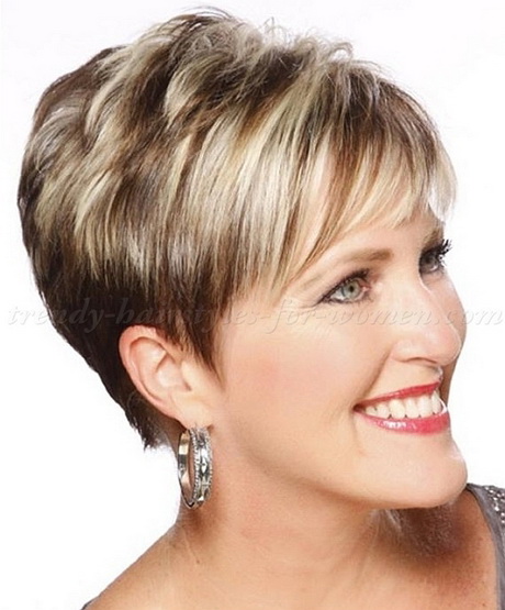 Short haircuts for women 50 and over short-haircuts-for-women-50-and-over-52_12