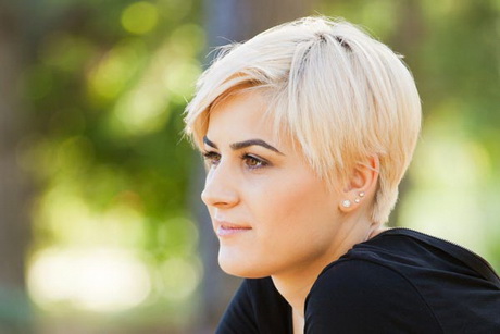 Short haircuts for women with thin hair short-haircuts-for-women-with-thin-hair-83_6