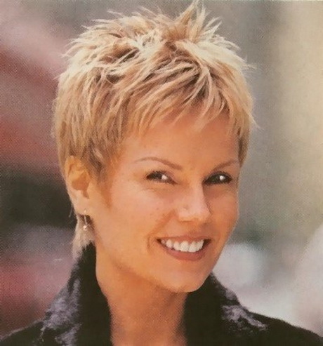 Short hairstyle for women over 40 short-hairstyle-for-women-over-40-97-5