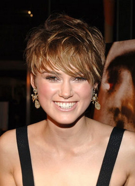 Short hairstyles for a round face short-hairstyles-for-a-round-face-05-10