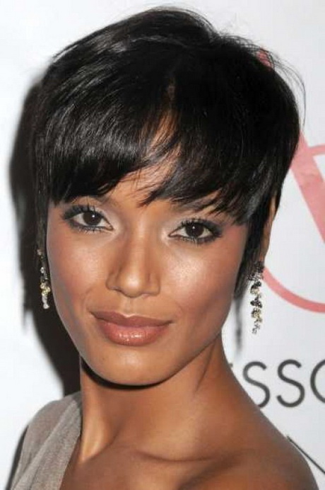 Short hairstyles for black women with oval faces