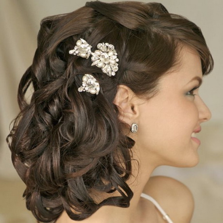 Short hairstyles for bridesmaids short-hairstyles-for-bridesmaids-40-5