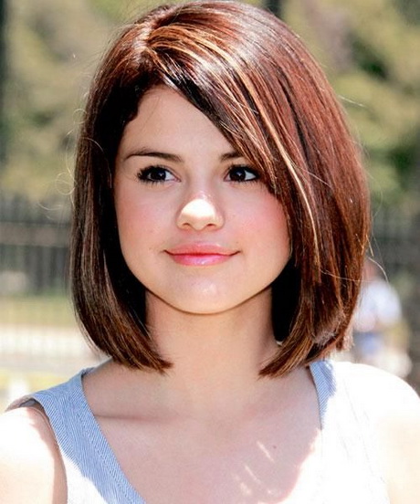 Short hairstyles for chubby faces