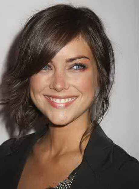 Short hairstyles for heart shaped faces short-hairstyles-for-heart-shaped-faces-06-13