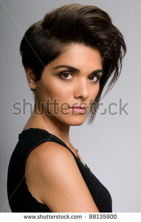 Short hairstyles for hispanic women